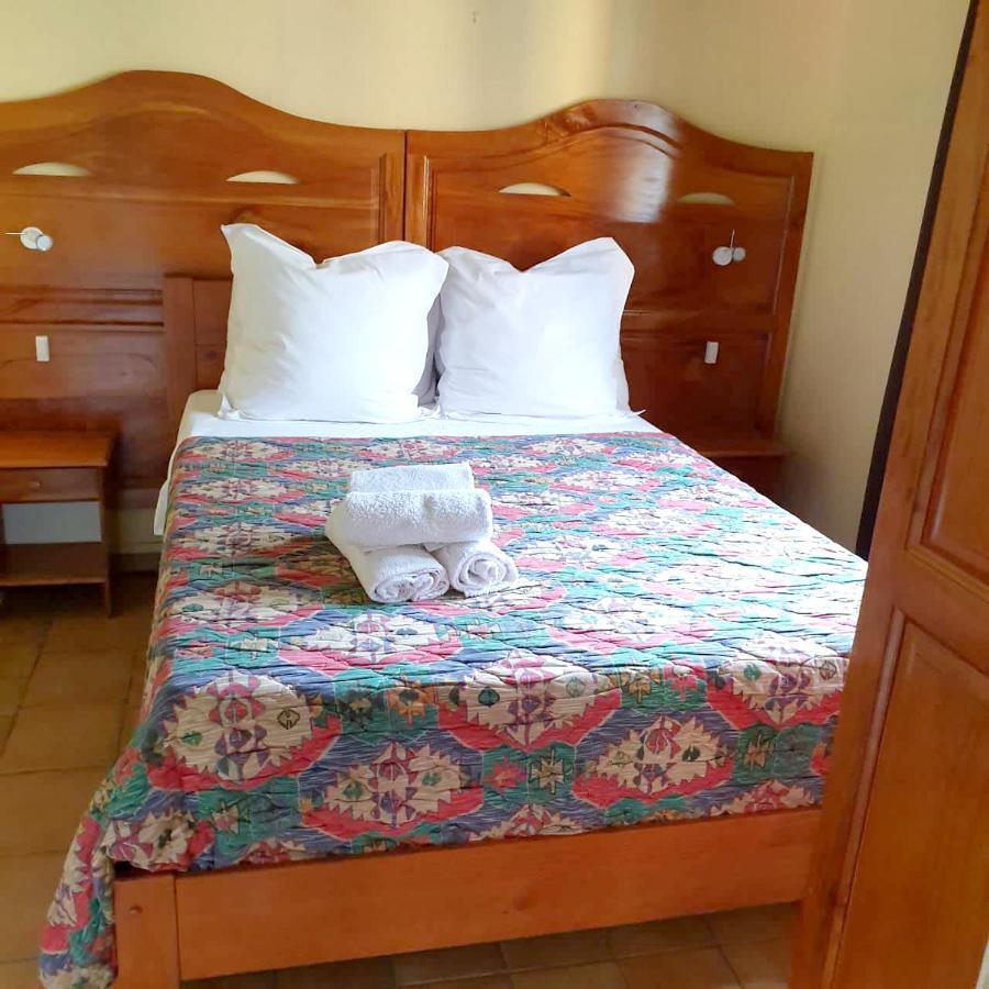 Appartement Moderne A Pointe Noire 36 M² Piscine & Jacuzzi Zewnętrze zdjęcie