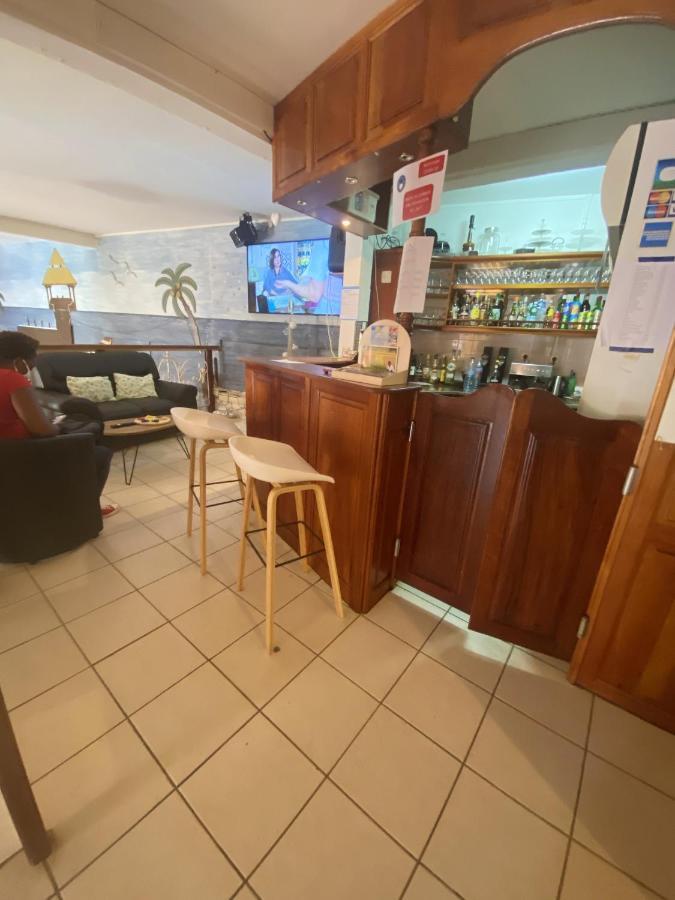 Appartement Moderne A Pointe Noire 36 M² Piscine & Jacuzzi Zewnętrze zdjęcie